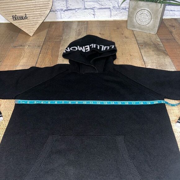 Lululemon Soothe Away Hoodie
Black / Stargaze - Picture 10 of 12
